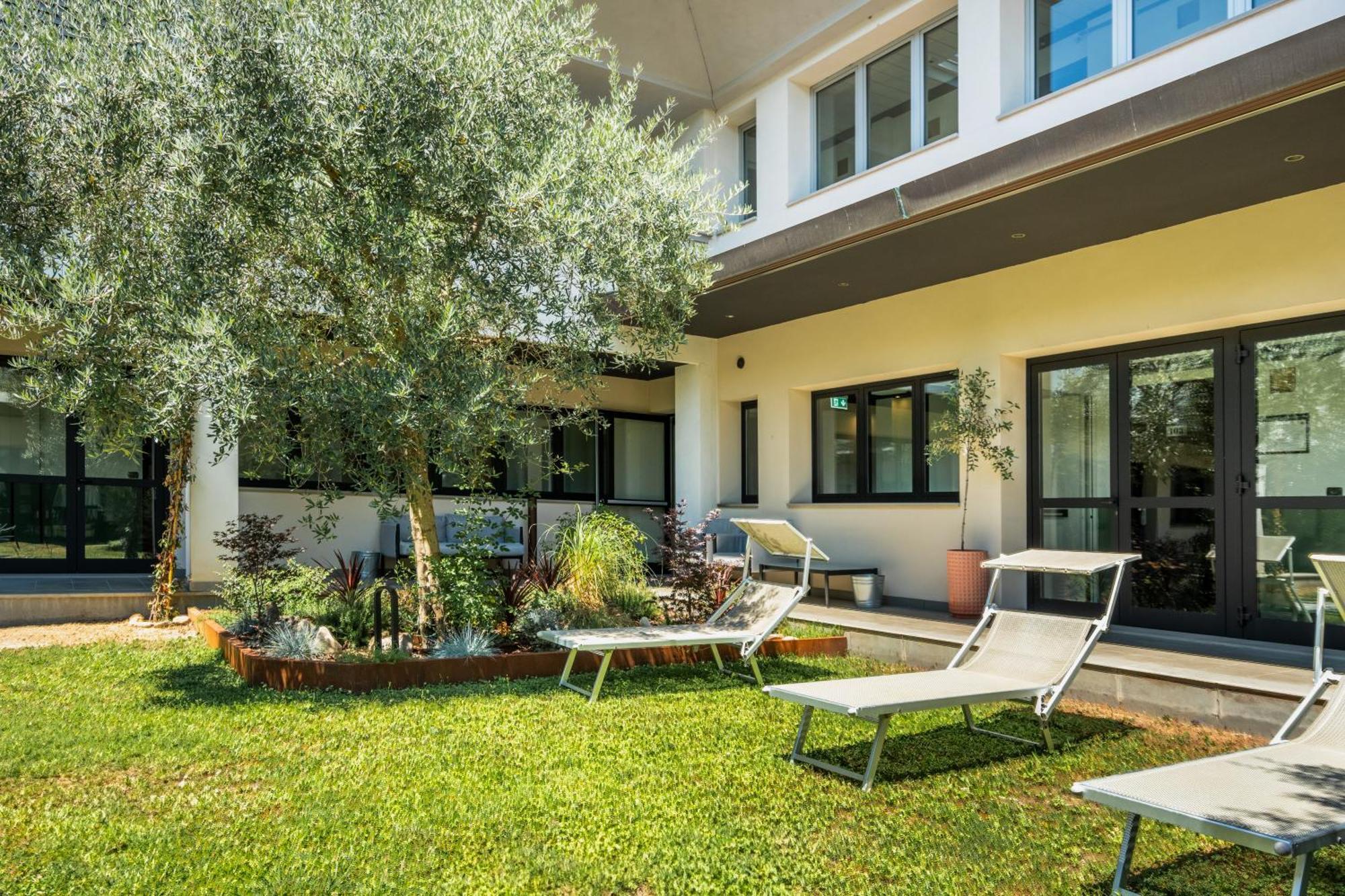 Joivy Together Florence Urban Resort Bagno a Ripoli Esterno foto